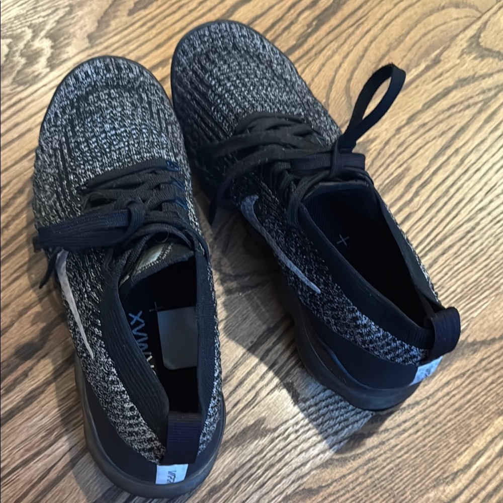 Nike Black and Gray Athletic Shoes